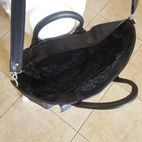 BCBGeneration Black Juliette Large Satchel Crossbody Bag - Picture 4 of 5